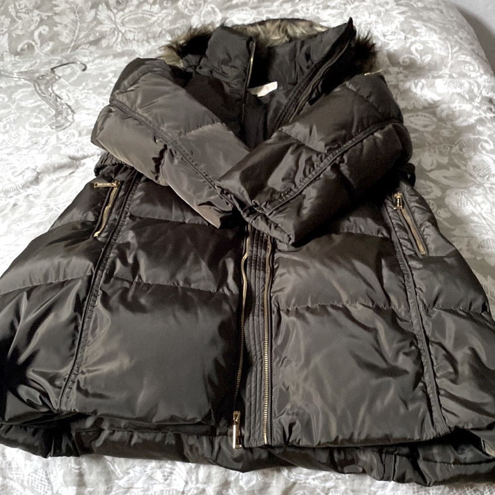 Michael Kors XL hooded winter coat with belt.